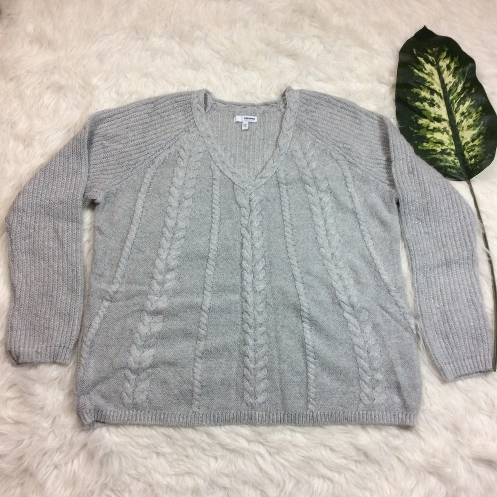 Sonoma Light Grey v-neck Sweater sz PXL